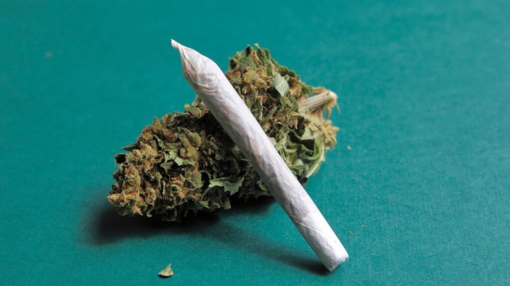 how to hit a weed pen